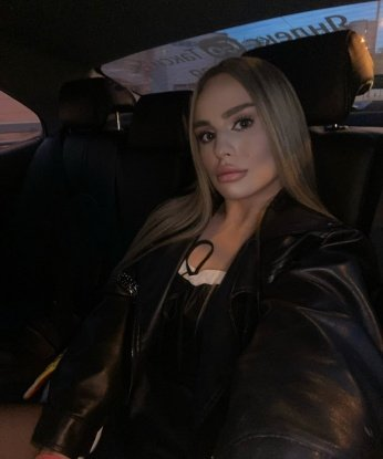 🌹 Я живу в Москве и готова принять тебя в своей уютной апартаменте. У меня есть красивые фото, чтобы ты мог оценить мою привлекательность. В моих услугах включены классический секс, оральный секс, эротический массаж и многое другое. 🌟 Наслаждайся моими изящными формами, готовыми утопиться в безграничном удовольствии. ✨ Мои постоянные клиенты оставляют самые лестные отзывы о моих услугах. Я прекрасная компания как для приятного вечера, так и для волшебной ночи. Доверься моим нежным рукам и непревзойденной страсти - я сделаю нашу встречу незабываемой! 😍💋 Злата